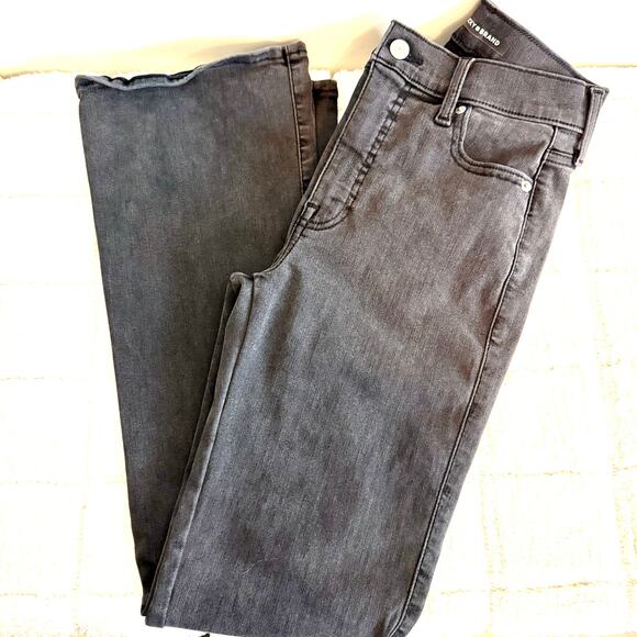 Lucky Brand Womens Size 2 Black Stretchy Boot Cut Jeans Casual Fitted Med Wash - Picture 1 of 8